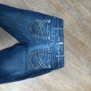 Ariat jeans ! LONG !